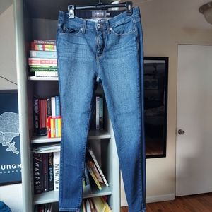 Torrid size 12R sky high skinny jeans